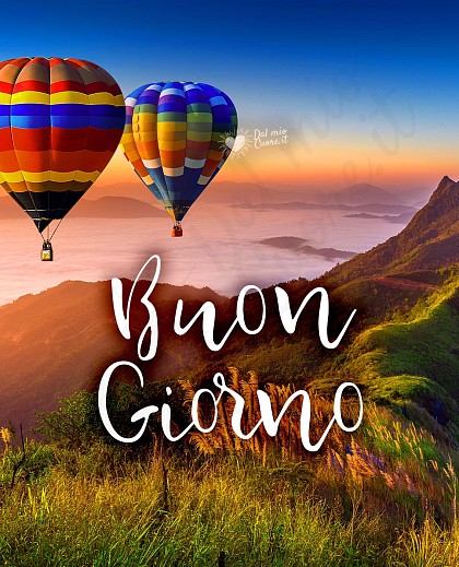 Buon giorno con mongolfiere all'alba