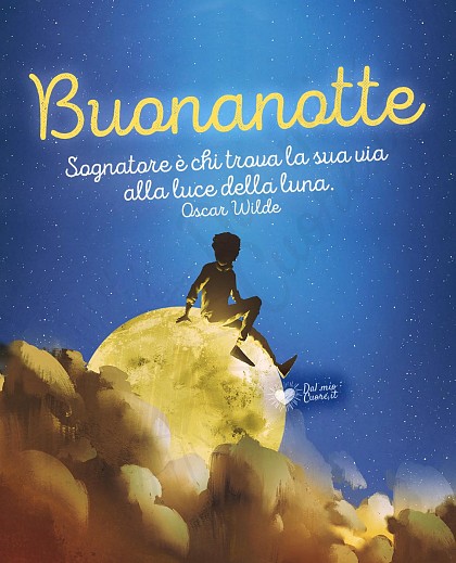 Un cielo notturno con luna splendente e silhouette di alberi con la citazione Sognatore è chi trova la sua via alla luce della luna. Buonanotte.